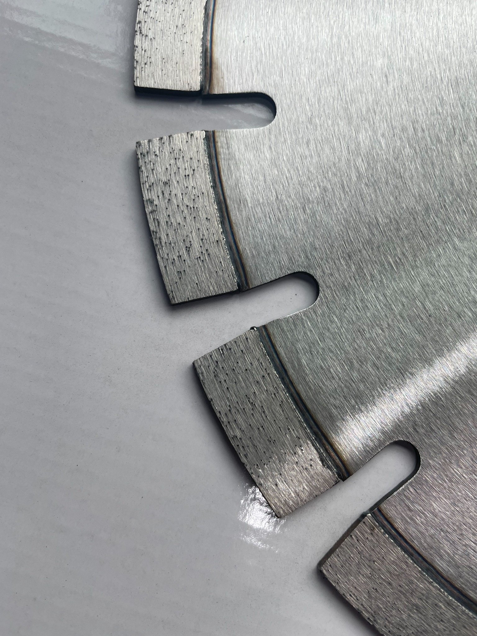 Diamond blade segment structure