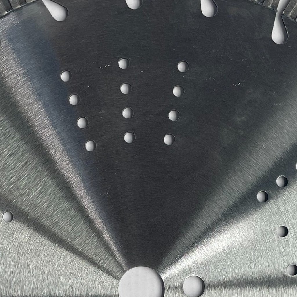 Floor saw blade steel core detail